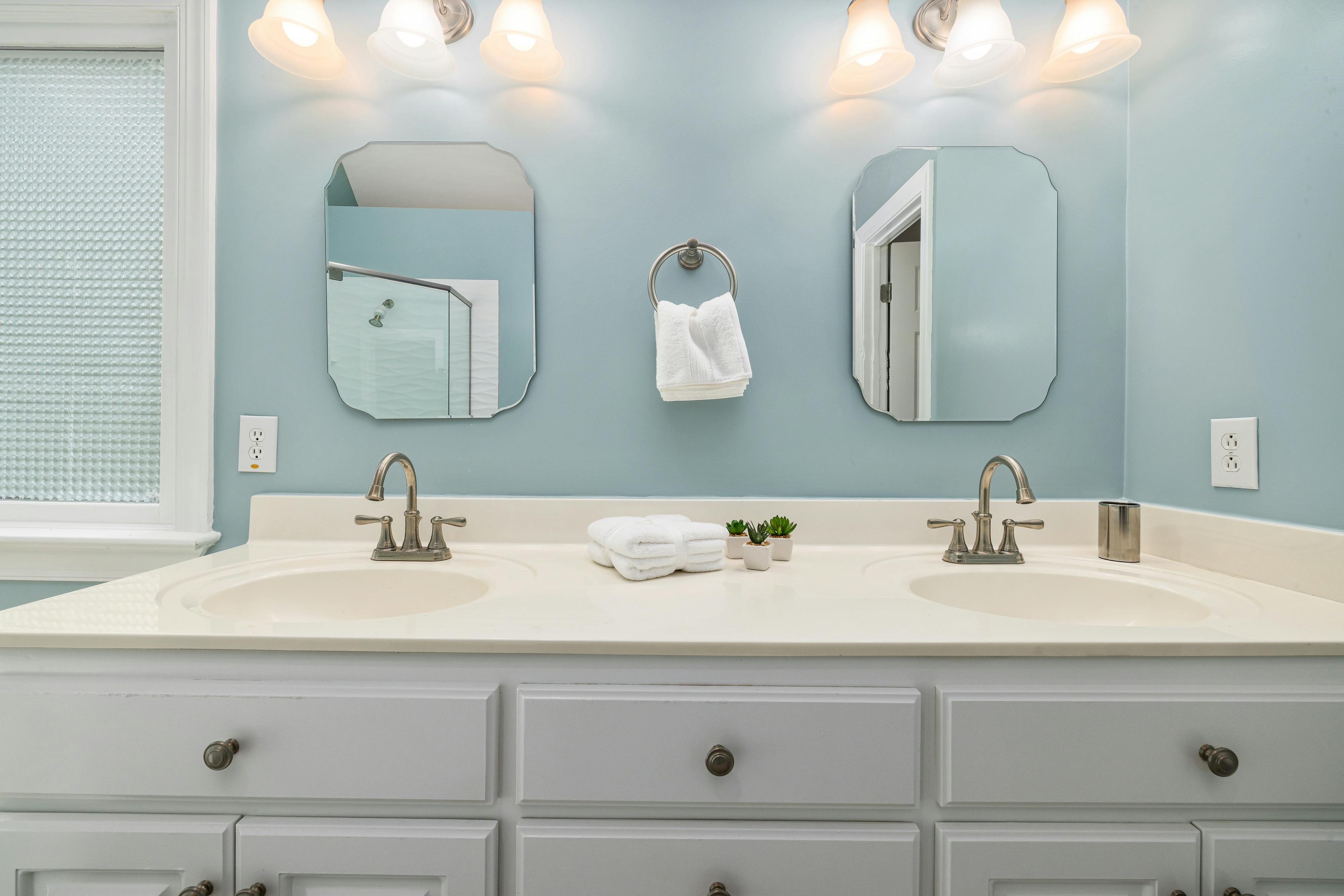 Mirror and glass craftsmanship for residential spaces.